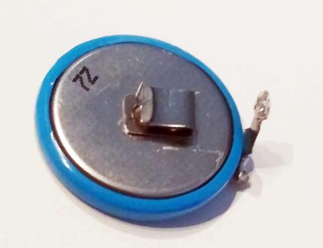 Batteriewechsel beim TACKTICK Micro Compass