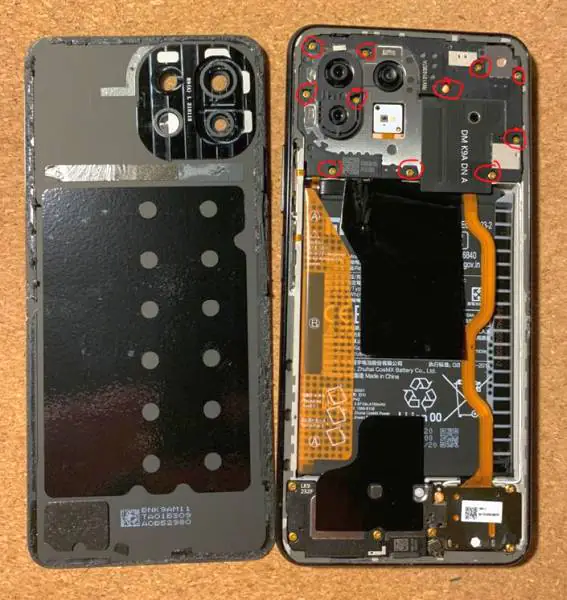 geöffnetes xiaomi mi11 lite smartphone - power button austauschen